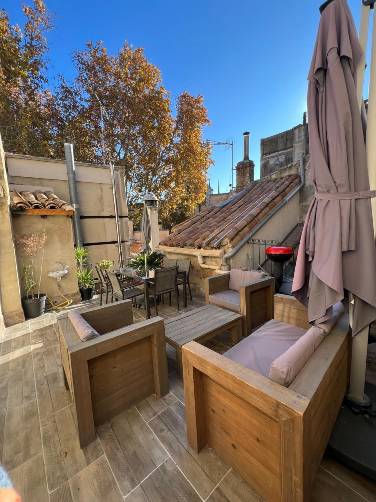 Renove, Vue Sur Palais Des Papes, Terrasse Et Wifi Troisieme Etage Apartment Avignon Exterior foto