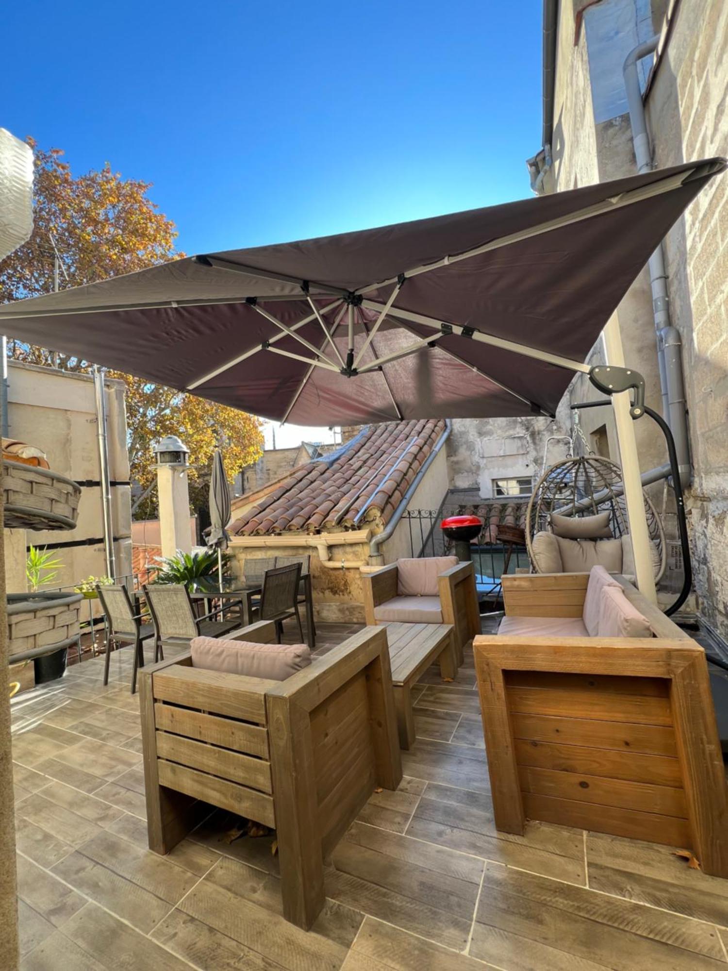 Renove, Vue Sur Palais Des Papes, Terrasse Et Wifi Troisieme Etage Apartment Avignon Exterior foto